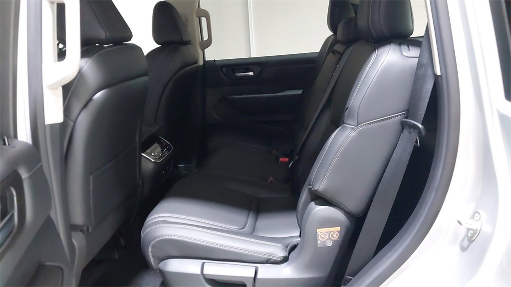 New 2026 Nissan Armada SV image 21