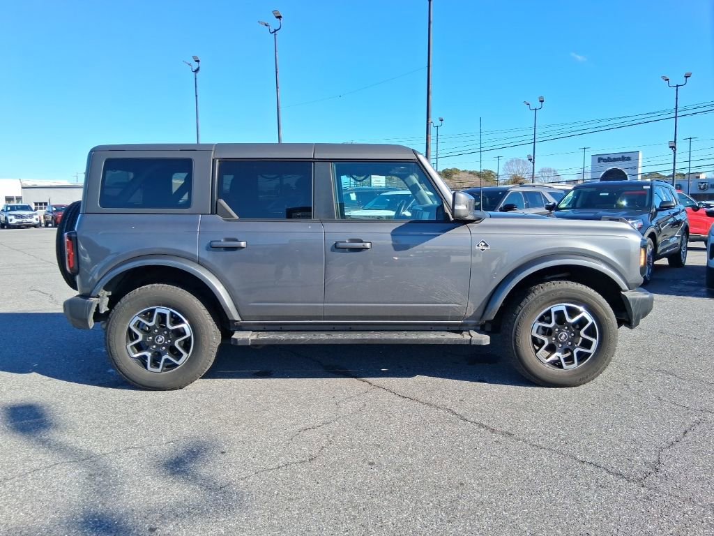 Used 2023 Ford Bronco Outer Banks image 4