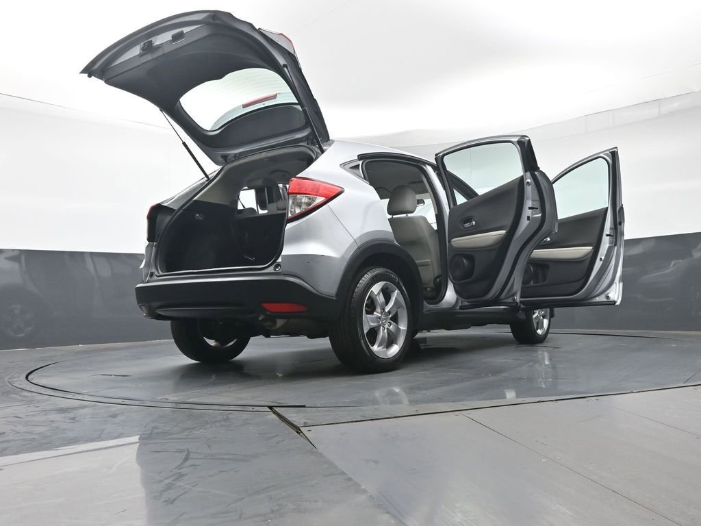 Certified 2022 Honda HR-V LX image 48