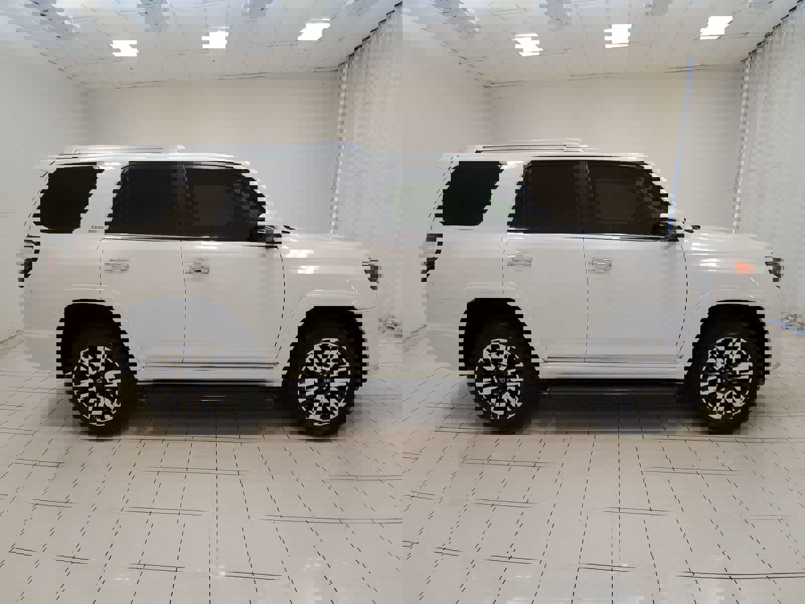 Used 2023 Toyota 4Runner Limited image 28