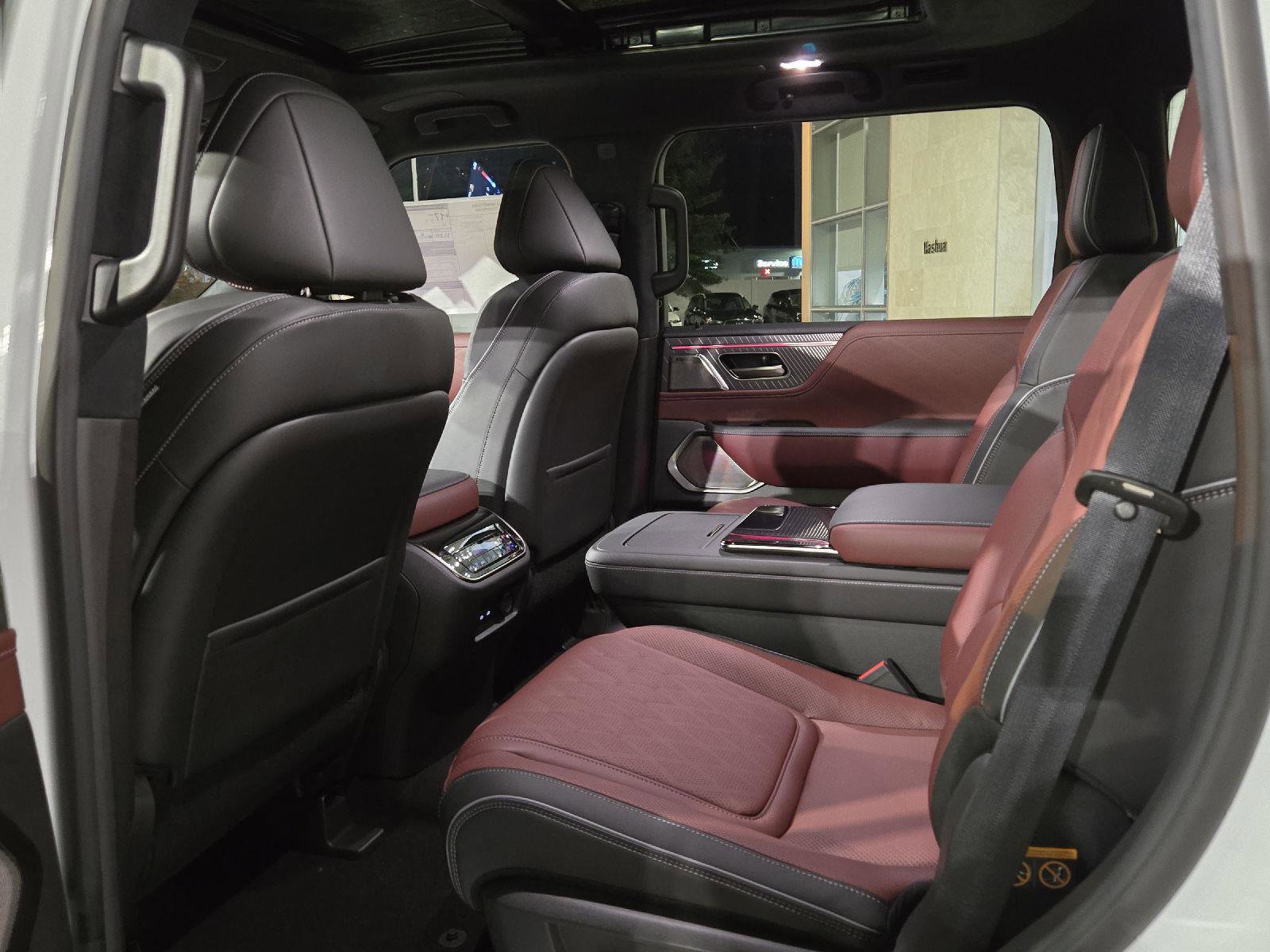 New 2026 INFINITI QX80 Autograph image 22