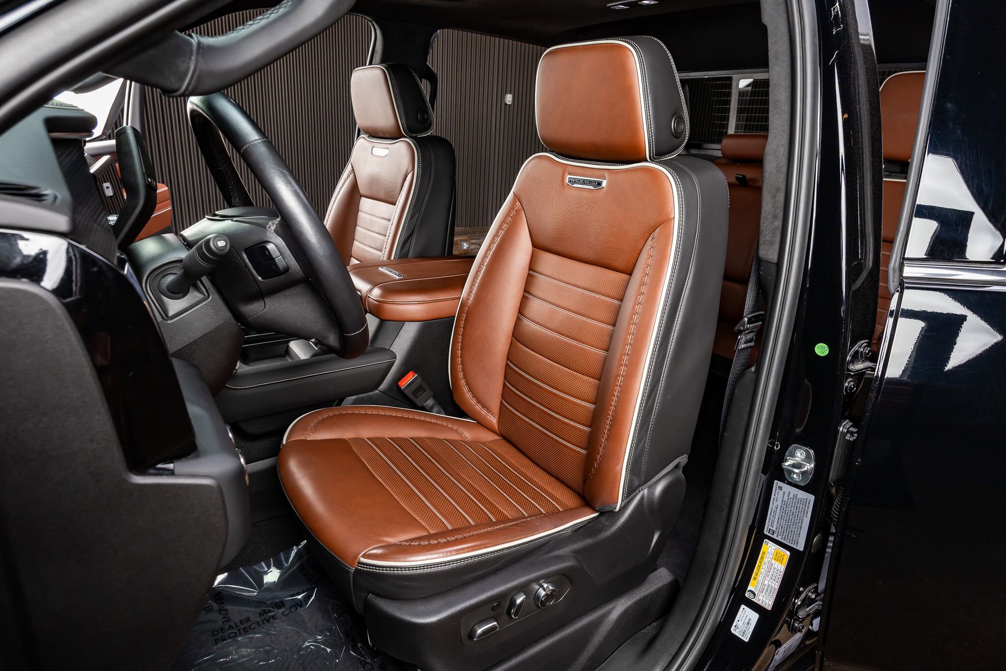 Used 2024 GMC Sierra 2500 Denali Ultimate w/ Max Trailering Package image 29