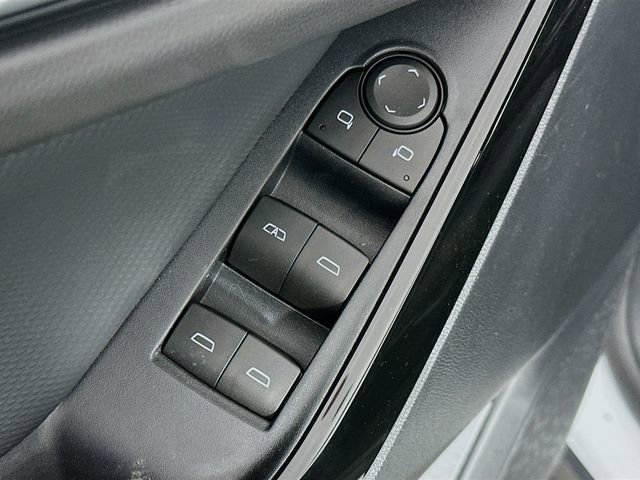 New 2026 Chevrolet Equinox LT image 18