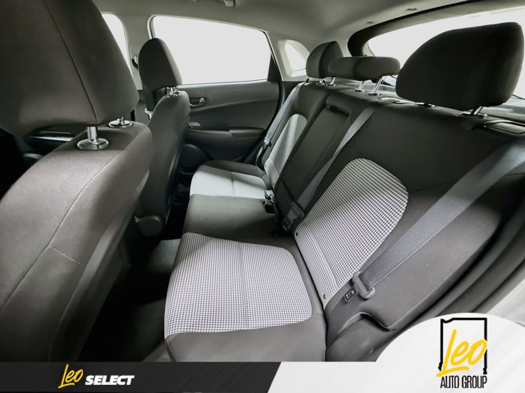 Used 2022 Hyundai Kona SE FWD image 25