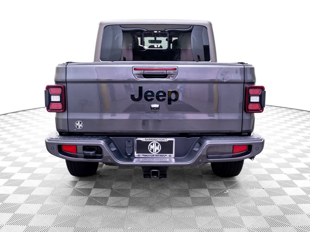Used 2021 Jeep Gladiator Overland AWD/4WD image 5
