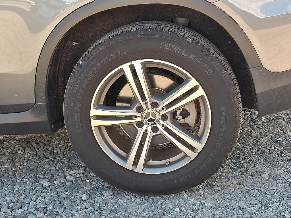 Used 2020 Mercedes-Benz GLC 300 4MATIC image 30