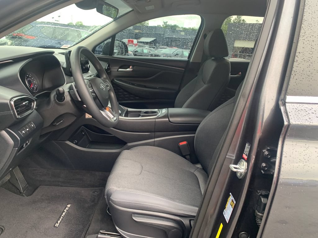 Used 2021 Hyundai Santa Fe SE w/ Cargo Package FWD image 17