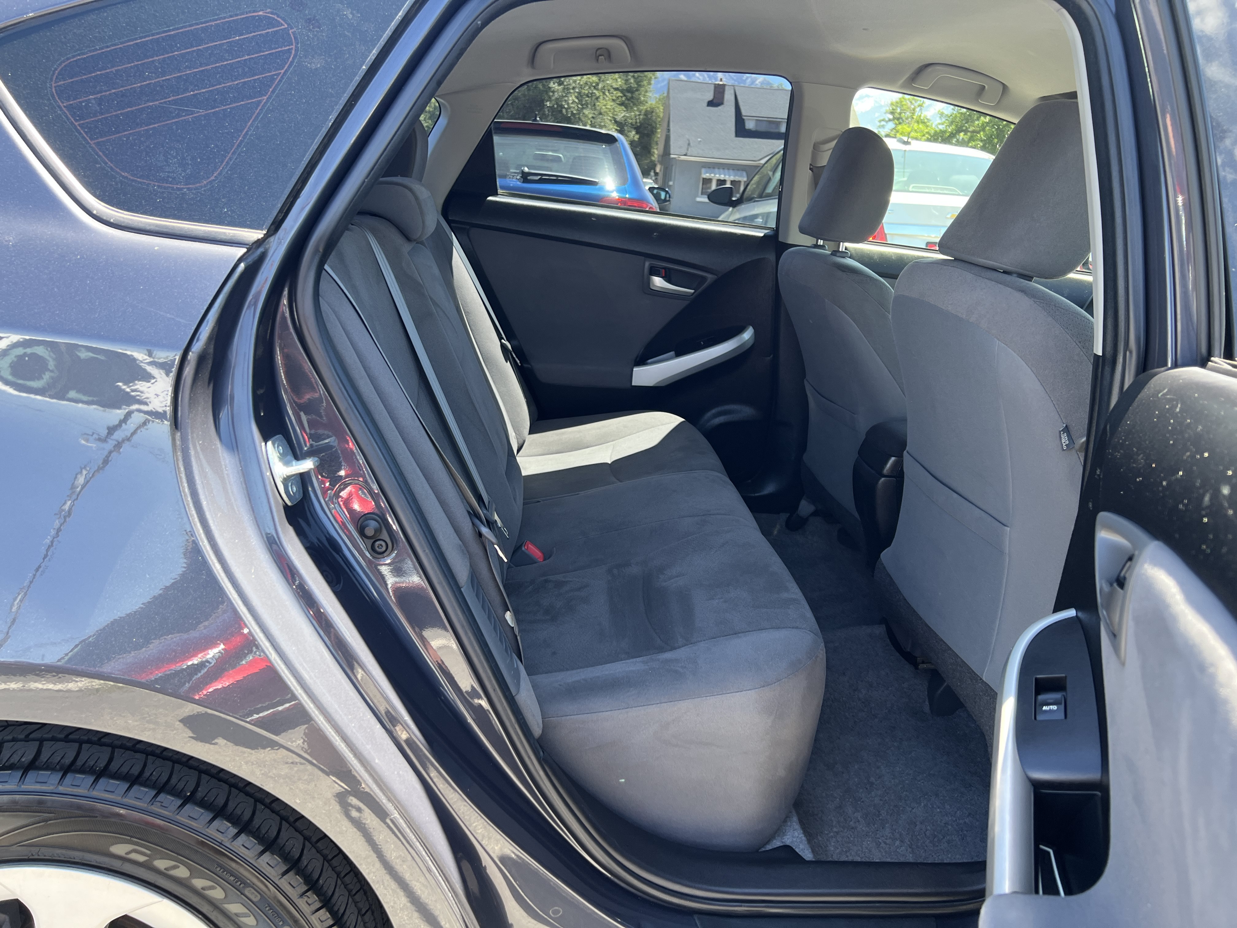 Used 2015 Toyota Prius Two FWD image 13