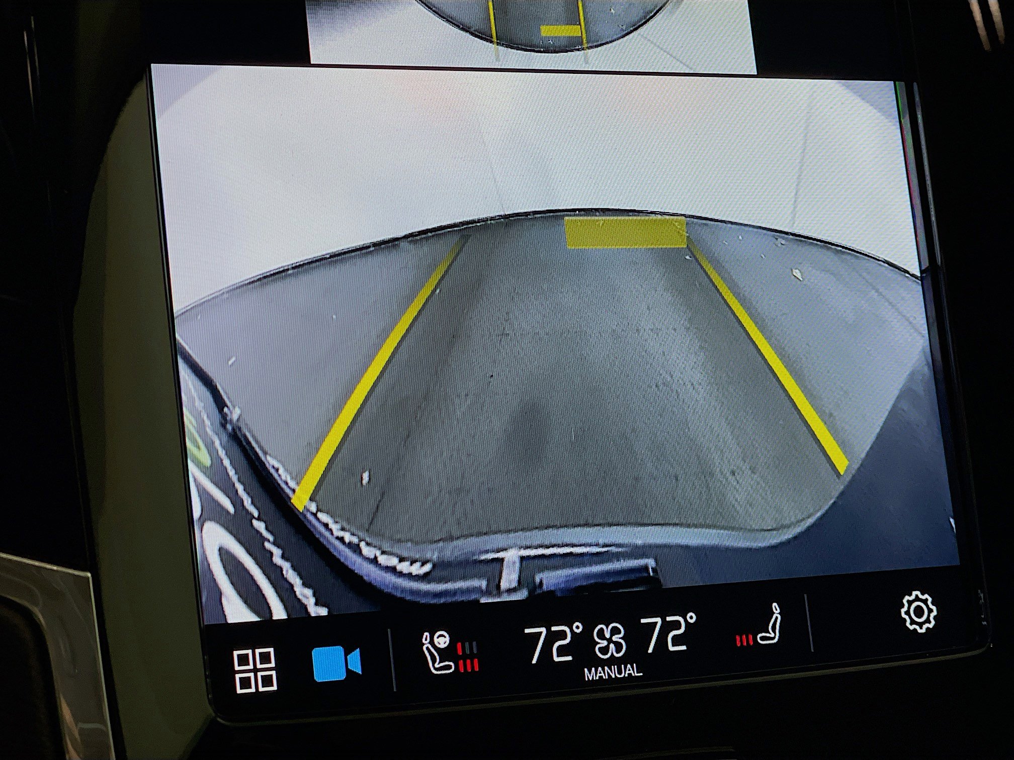 Used 2024 Volvo XC90 B5 Plus image 23