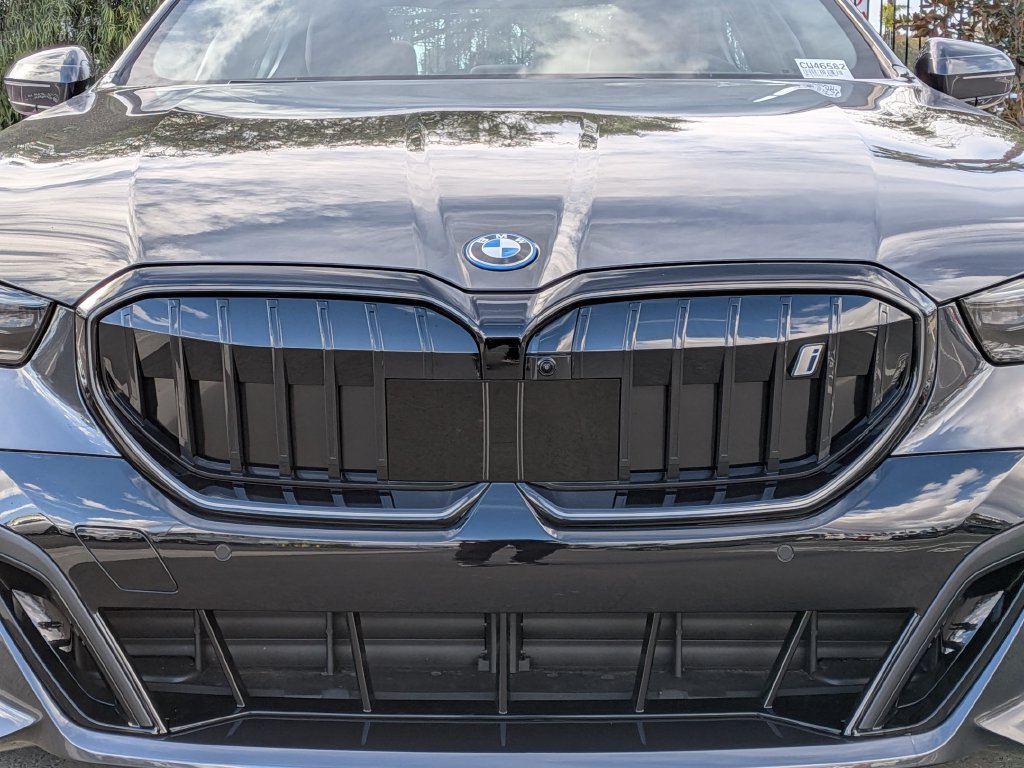 Used 2026 BMW i5 eDrive40 RWD image 5