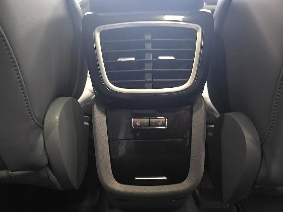 Used 2022 Lincoln Nautilus Reserve w/ Equipment Group 201A image 37