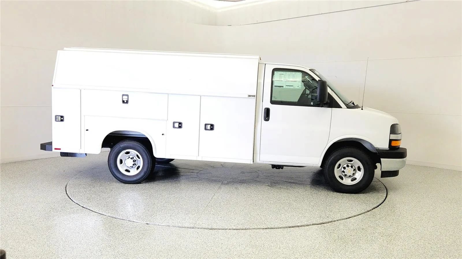 New 2025 Chevrolet Express 3500 w/ Power Convenience Package RWD image 8