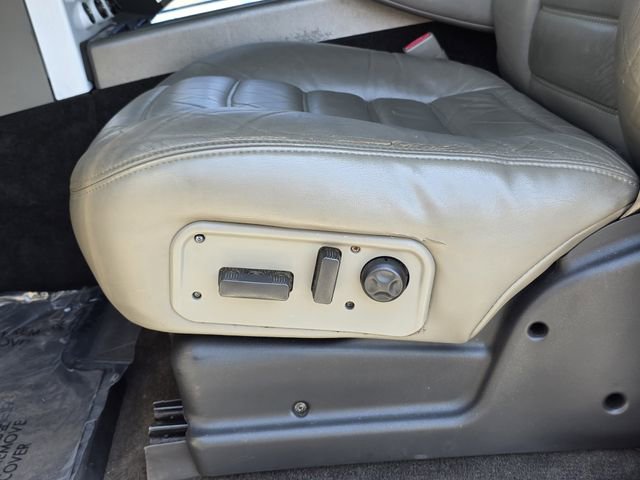 Used 2003 HUMMER H2 w/ Preferred Equipment Group AWD/4WD image 12