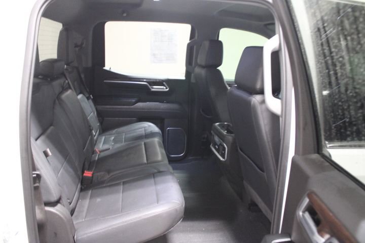 Used 2022 GMC Sierra 1500 SLT w/ SLT Convenience Package image 12
