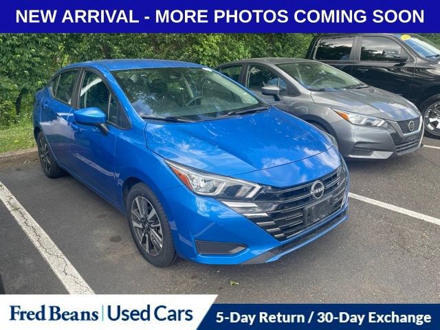 Used 2024 Nissan Versa SV FWD image 1