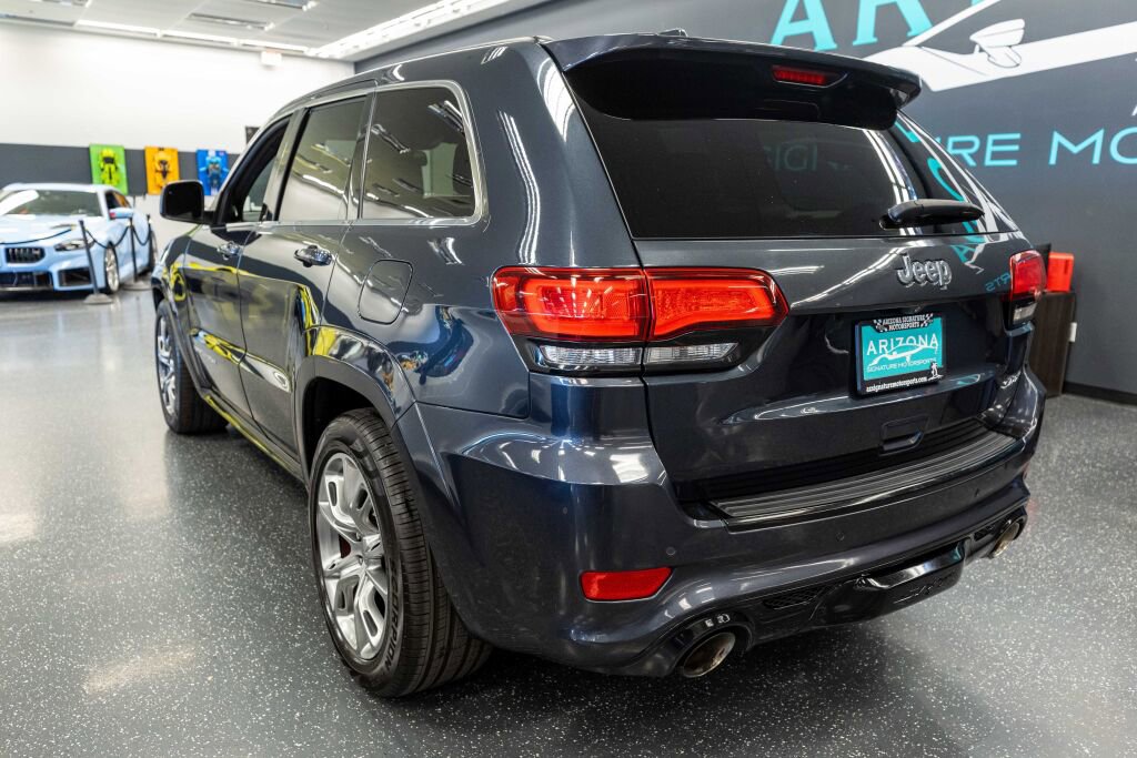 Used 2015 Jeep Grand Cherokee SRT w/ Trailer Tow Group IV AWD/4WD image 8