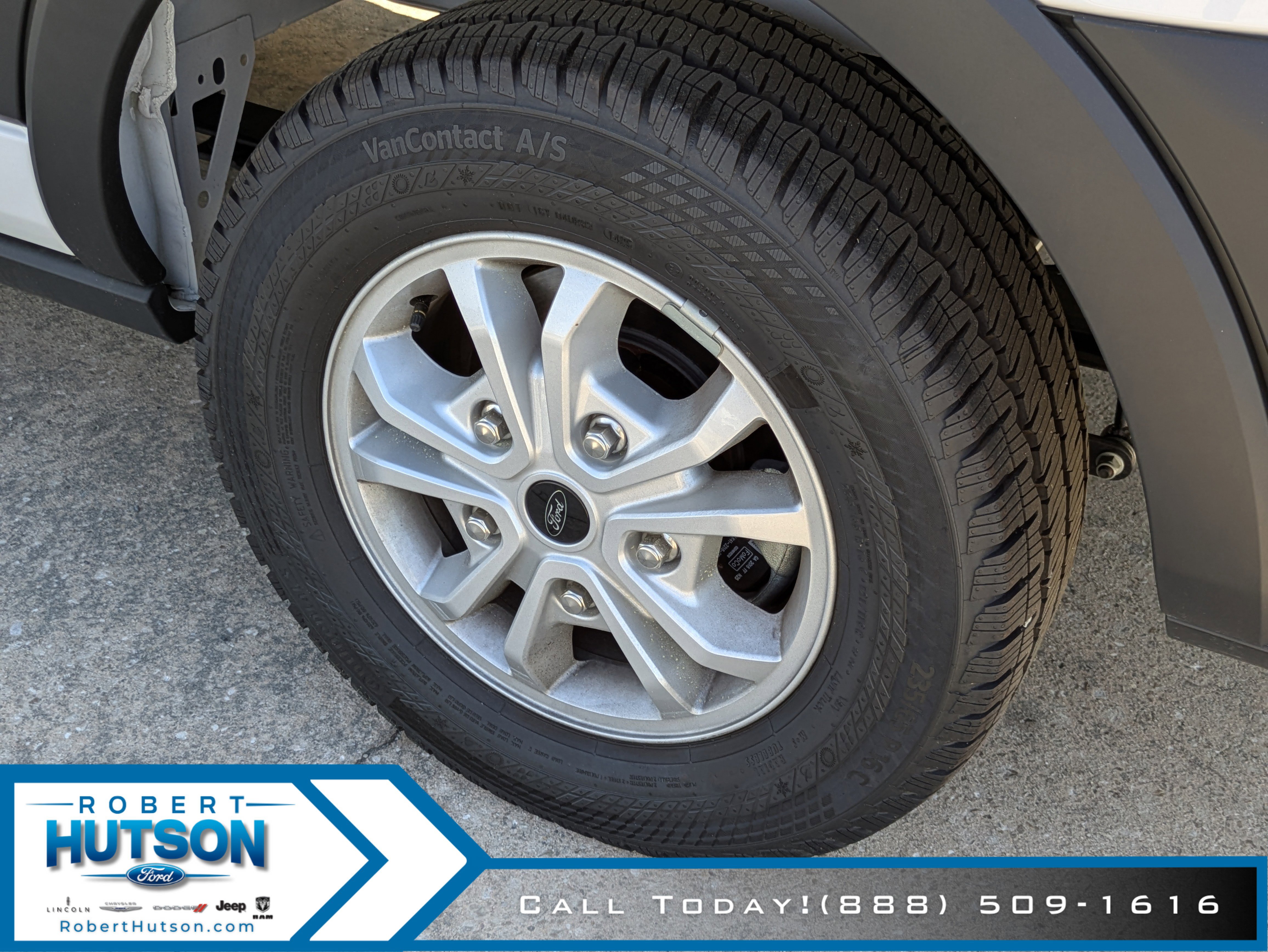 New 2025 Ford Transit 350 XLT RWD image 9
