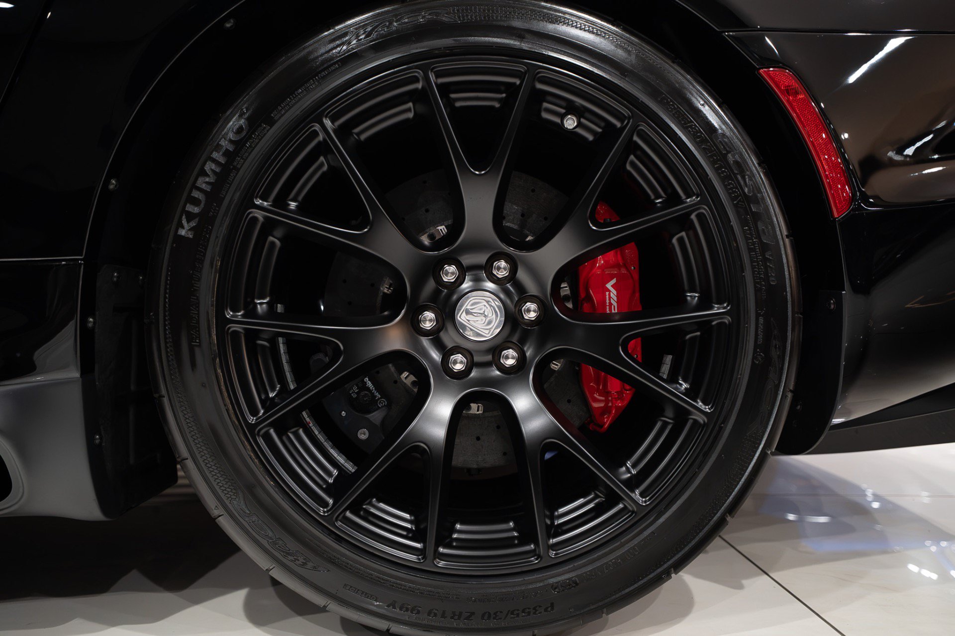 Used 2017 Dodge Viper GTC w/ ACR Package RWD image 48