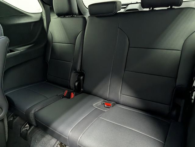 New 2026 Chevrolet Traverse LT w/ Midnight/Sport Edition image 14