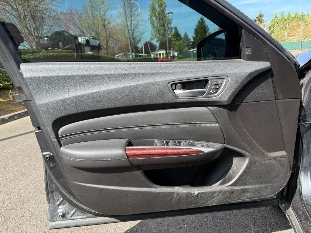 Used 2016 Acura TLX V6 w/ Technology Package FWD image 18