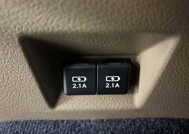 Used 2020 Lexus GX 460 Premium w/ Premium Package image 19