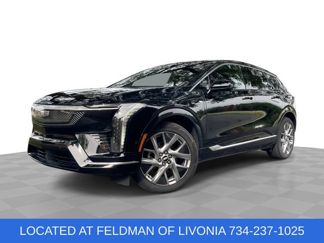 Used 2025 Cadillac Optiq Luxury 2