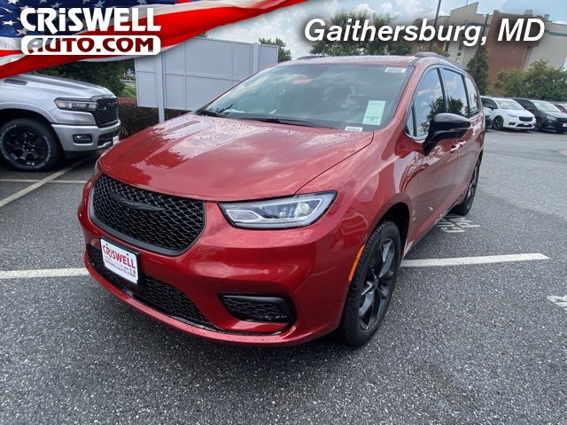 New 2026 Chrysler Pacifica Limited image 1
