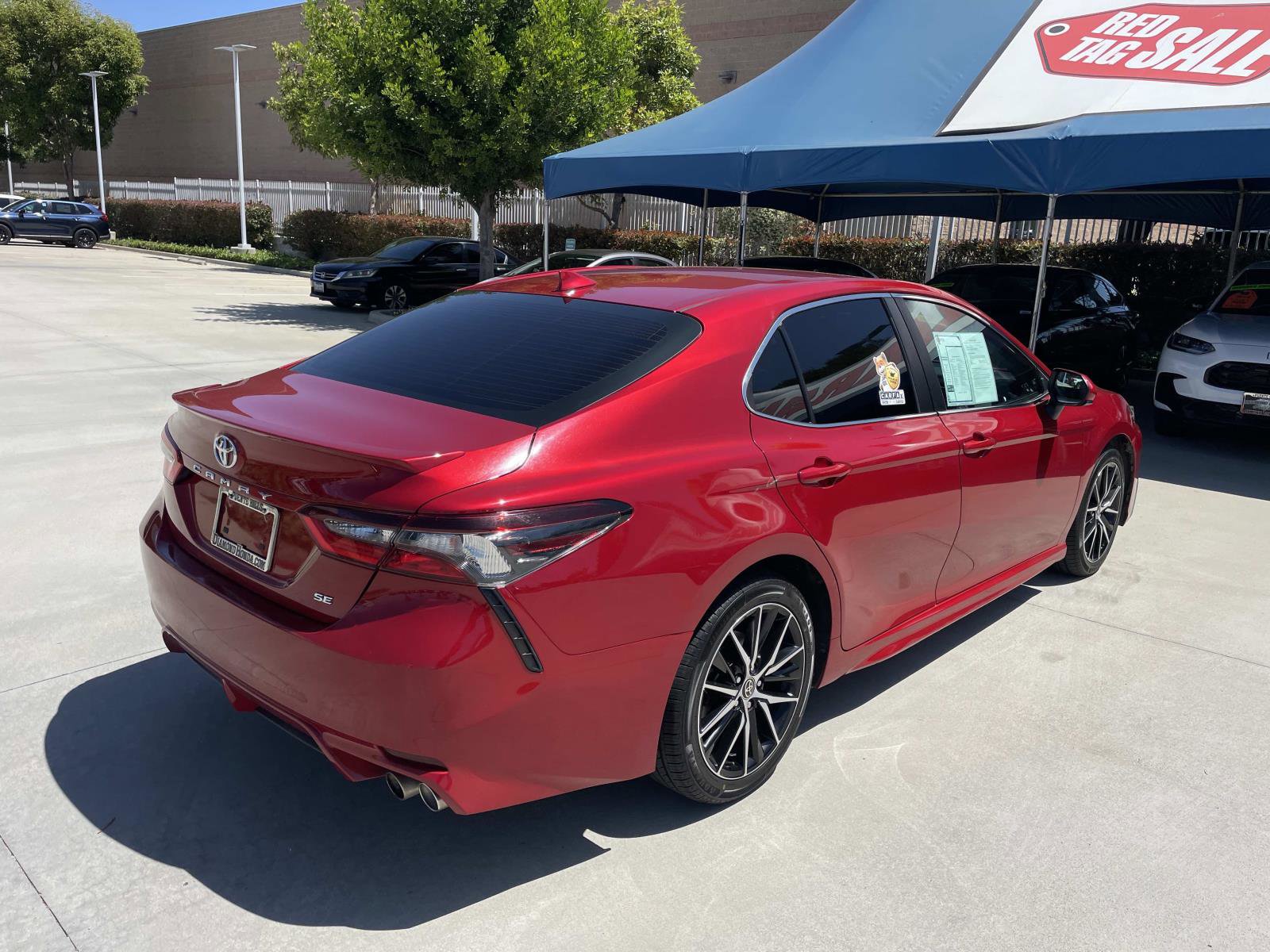 Used 2021 Toyota Camry SE FWD image 25