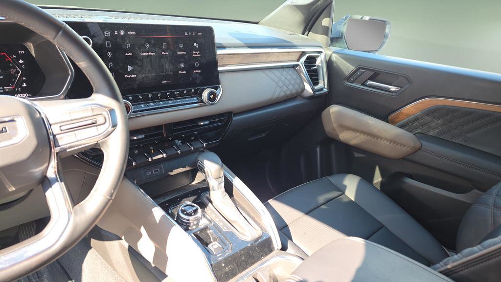 Used 2023 GMC Canyon Denali image 18