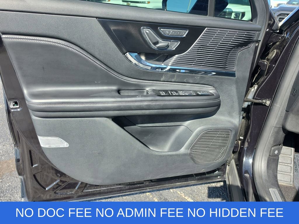 Used 2021 Lincoln Corsair FWD image 12