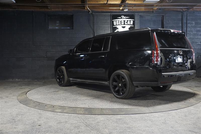 Used 2015 Cadillac Escalade ESV Luxury image 6