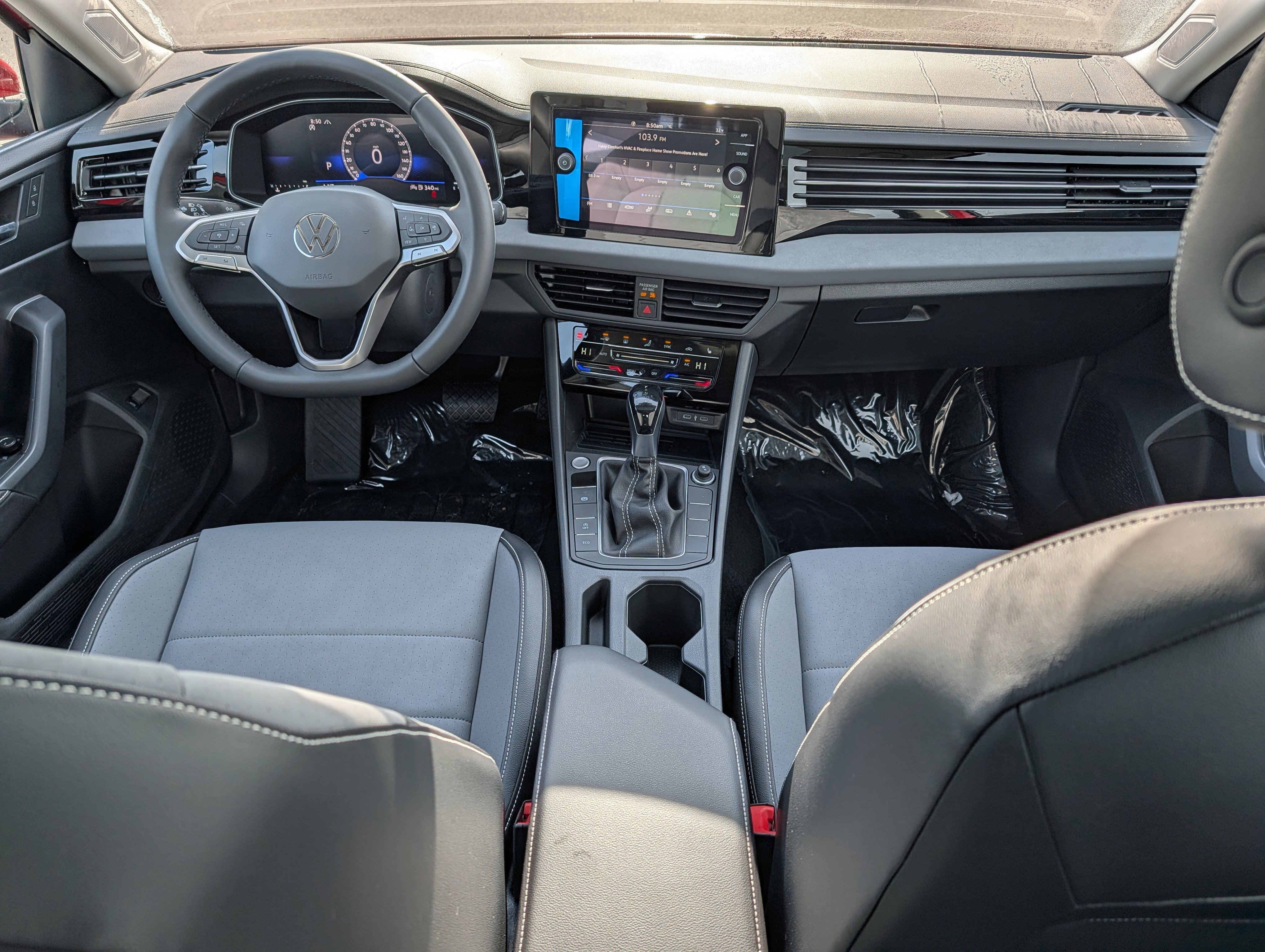 New 2026 Volkswagen Jetta SE FWD image 8
