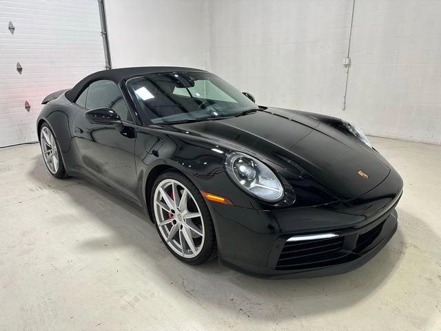 Used 2023 Porsche 911 Carrera S image 3