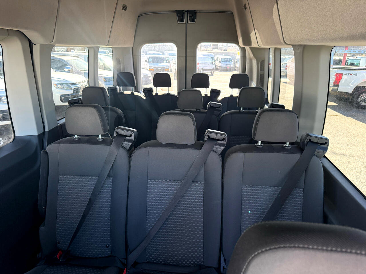 Used 2020 Ford Transit 350 XLT image 24