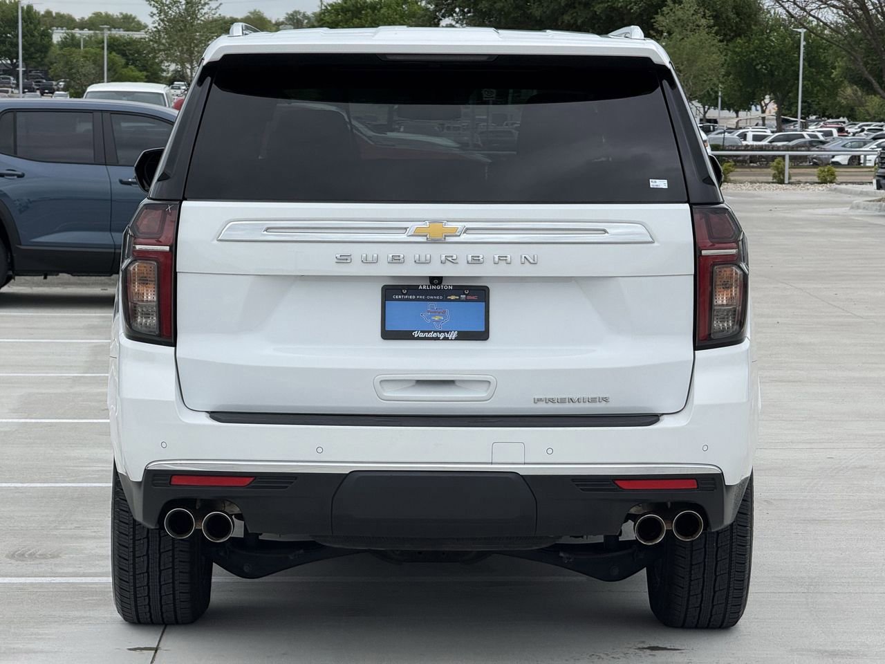 Certified 2023 Chevrolet Suburban Premier image 5