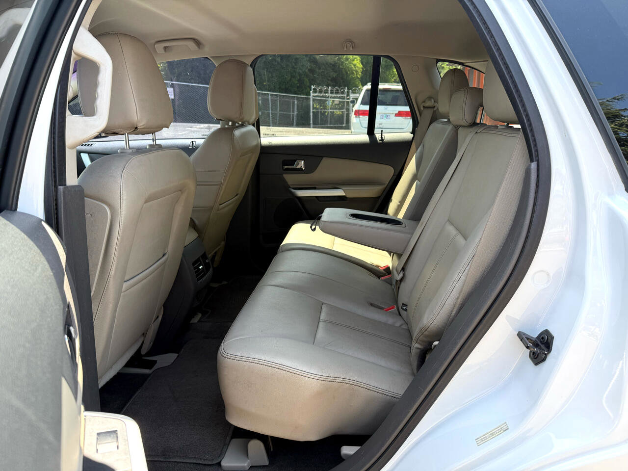 Used 2014 Ford Edge SEL w/ Equipment Group 205A image 11