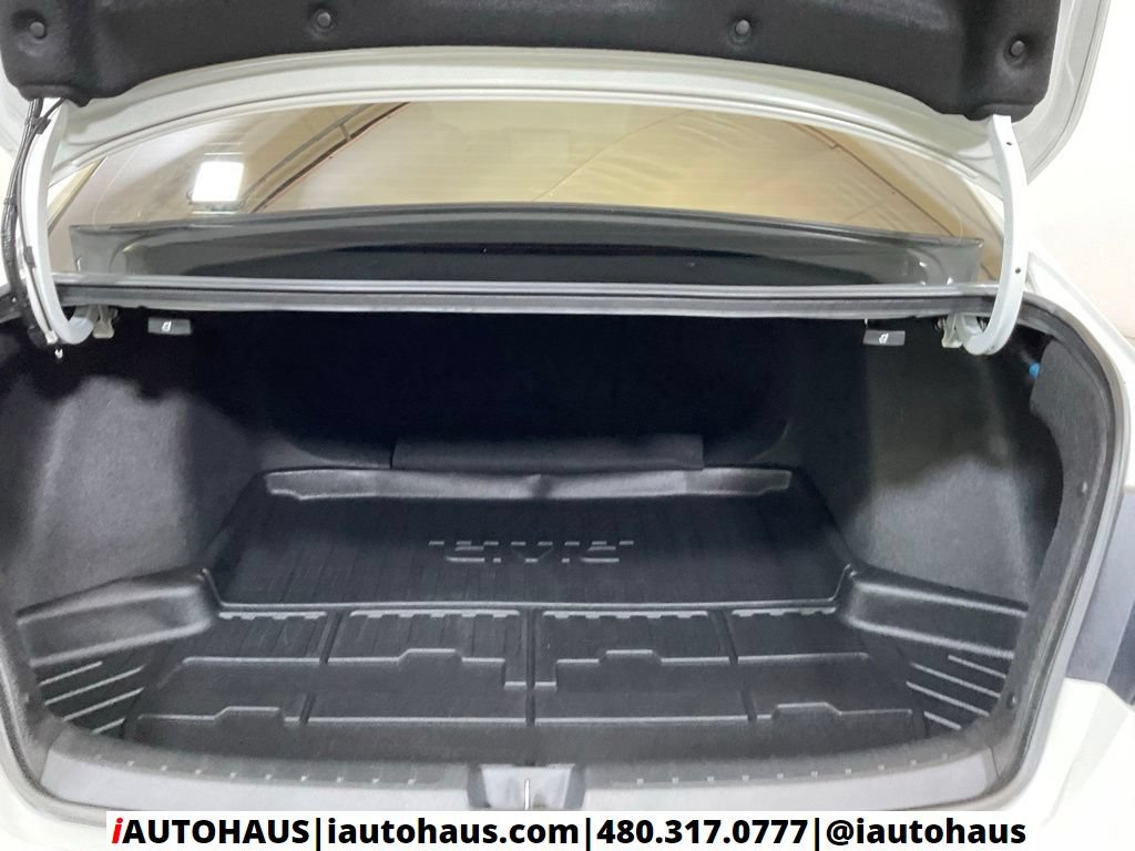 Used 2024 Honda Civic Touring image 14