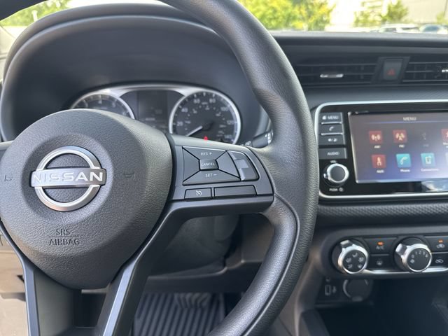 New 2025 Nissan Kicks Play S FWD image 17