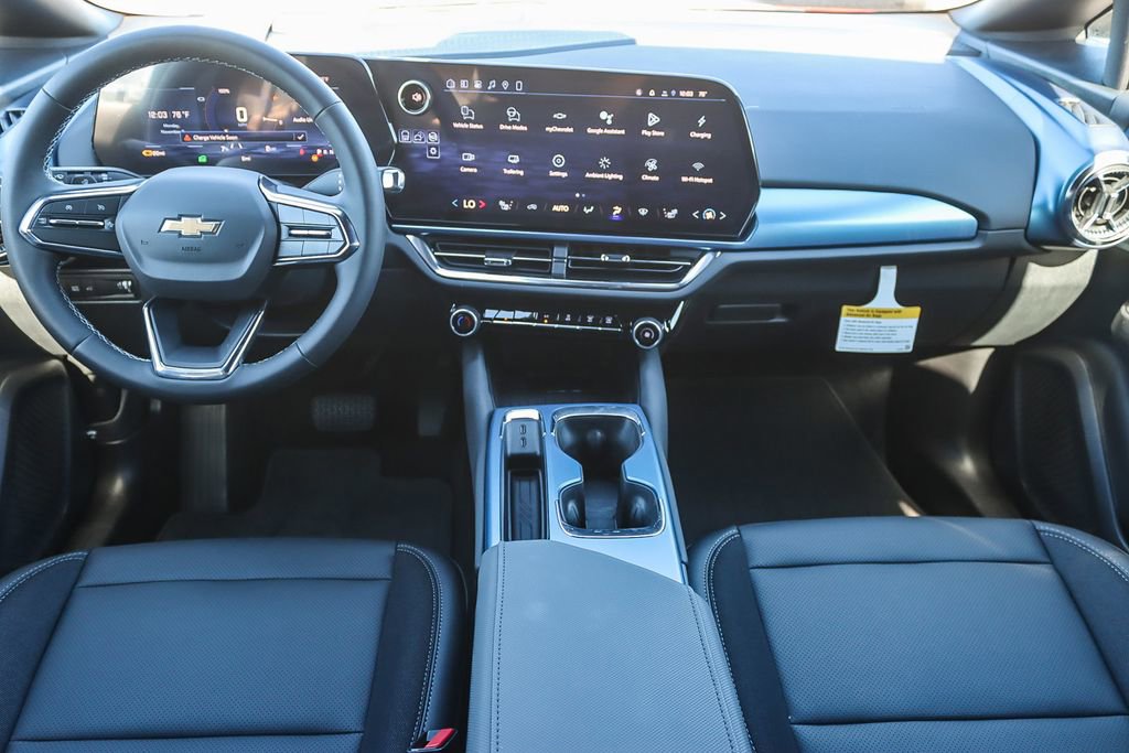 New 2026 Chevrolet Equinox EV LT image 11