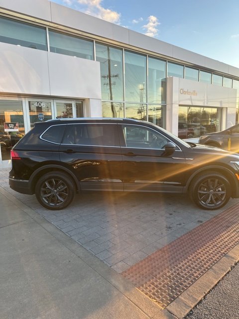 Used 2022 Volkswagen Tiguan SE image 6