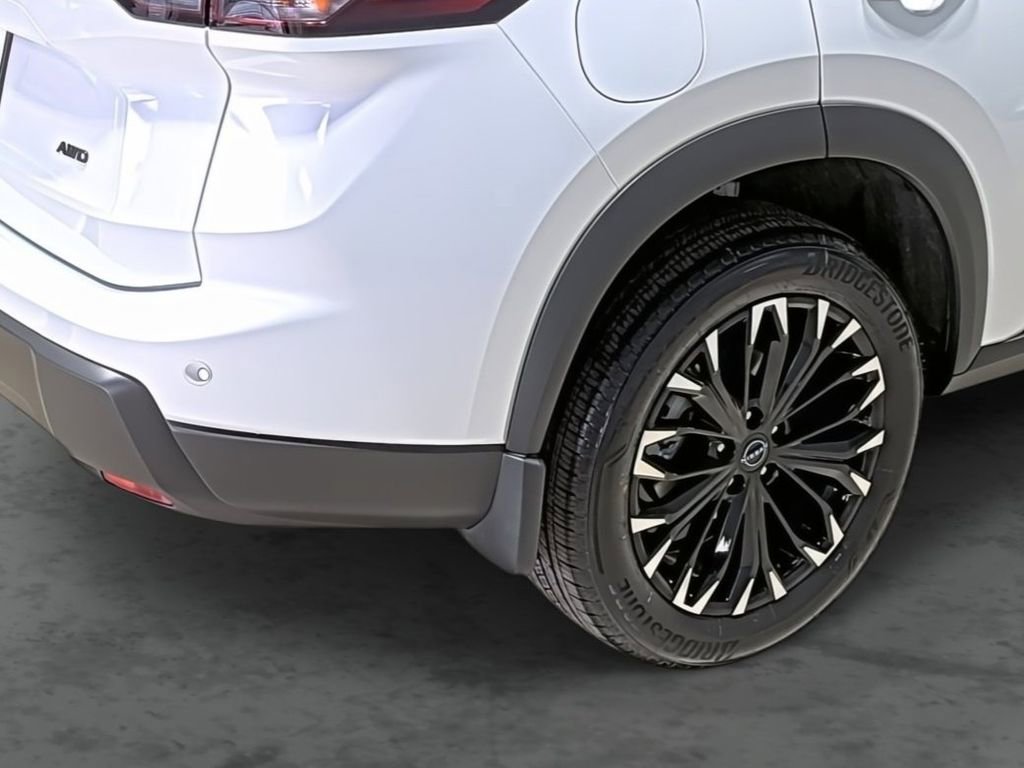 New 2026 Nissan Rogue SV AWD/4WD image 12
