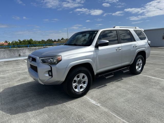 Used 2018 Toyota 4Runner SR5 AWD/4WD image 16