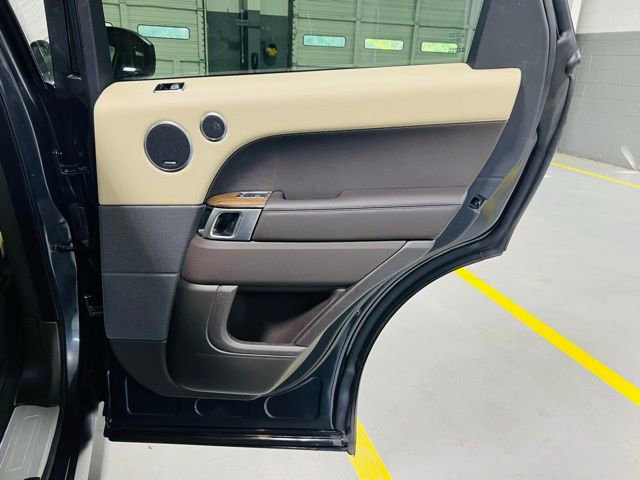 Used 2021 Land Rover Range Rover Sport HSE Silver Edition image 32