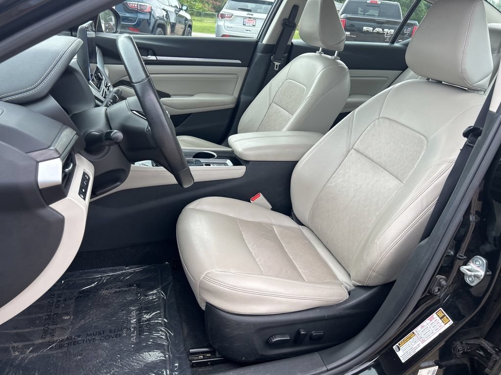Used 2023 Nissan Altima 2.5 SL FWD image 8