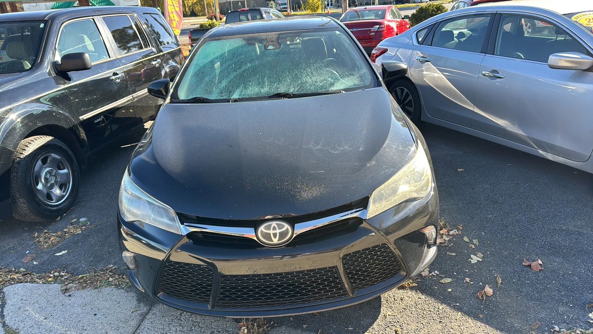Used 2015 Toyota Camry XSE w/ Advanced Technology Package FWD image 2