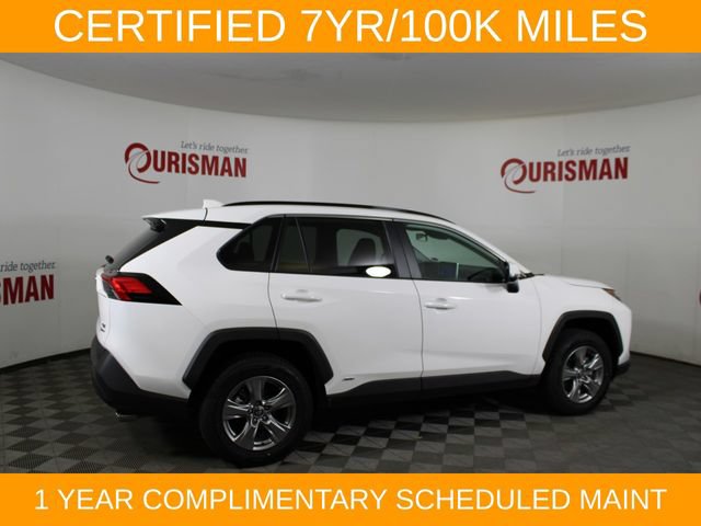 Used 2025 Toyota RAV4 XLE AWD/4WD image 9