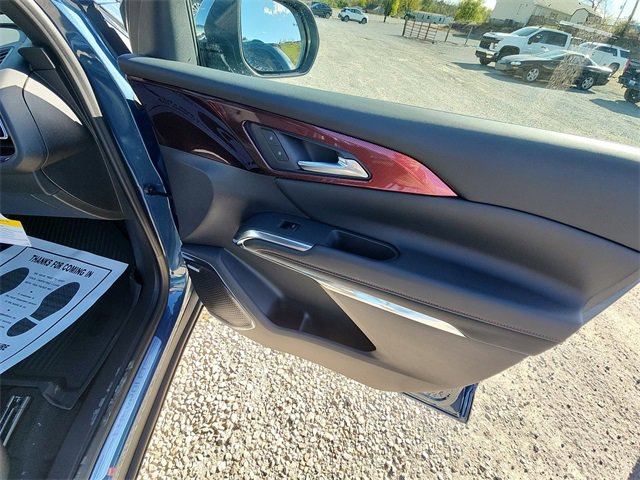 New 2026 Chevrolet Traverse Z71 w/ Enhanced Driving Package image 12