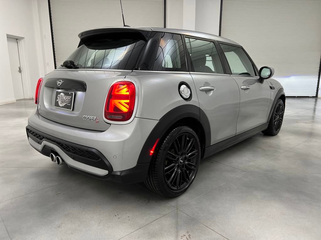 Used 2024 MINI Cooper S image 7