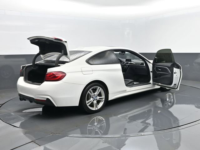 Used 2020 BMW 430i xDrive Coupe w/ M Sport Package AWD/4WD image 31