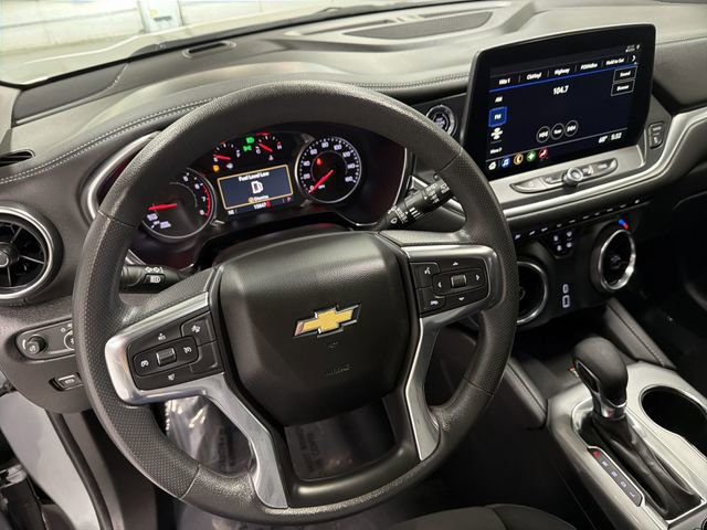 Certified 2024 Chevrolet Blazer LT w/ Convenience Package FWD image 17